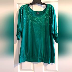 Green sequined 3/4 ruched sleeve top